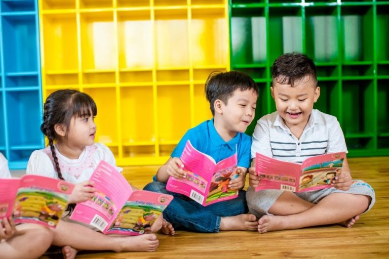 Luyện đọc tiếng anh cho bé