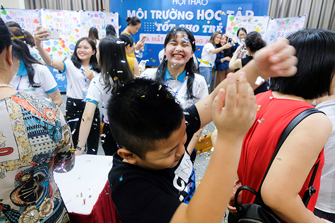 Pantado - con sẽ yêu tiếng Anh hơn